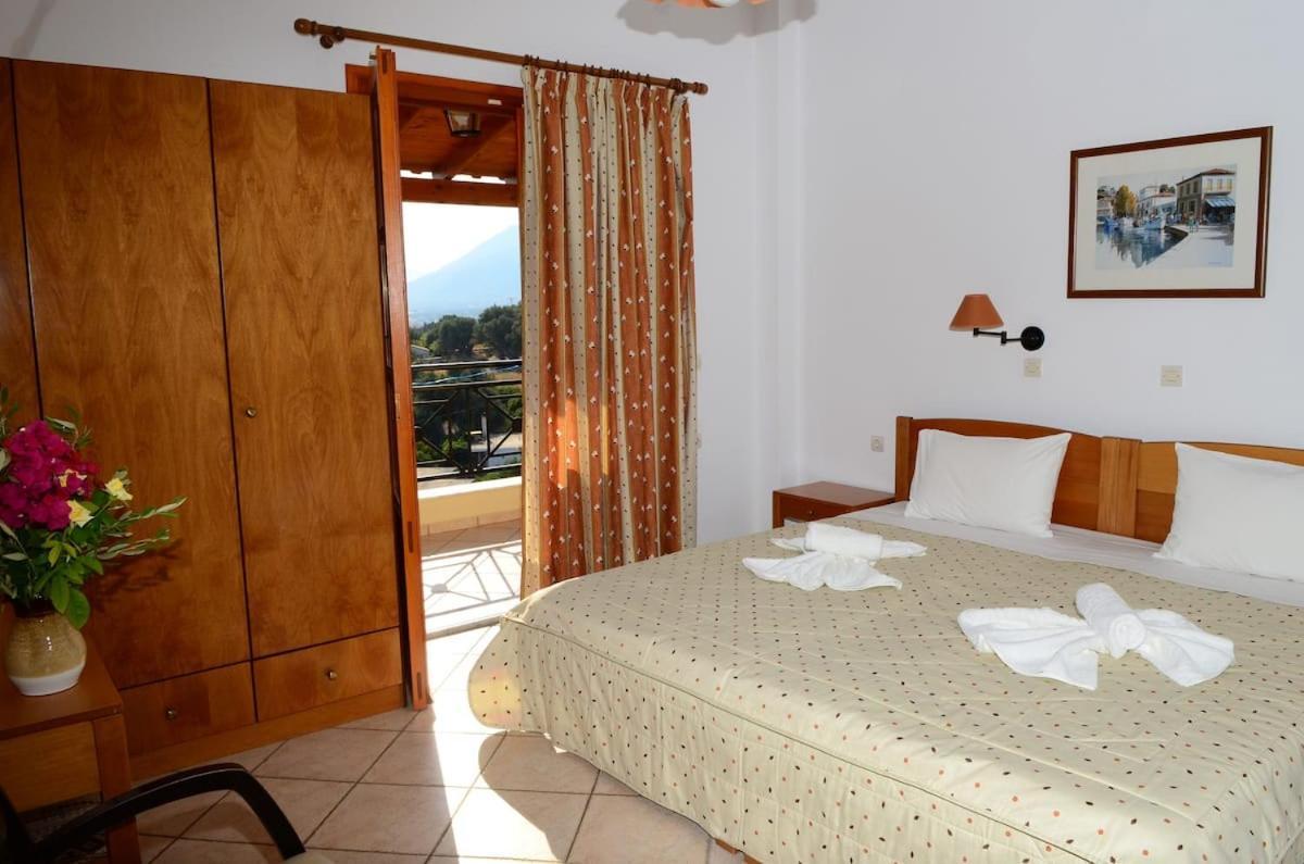 Thalina Hotel Marathokampos Exterior photo